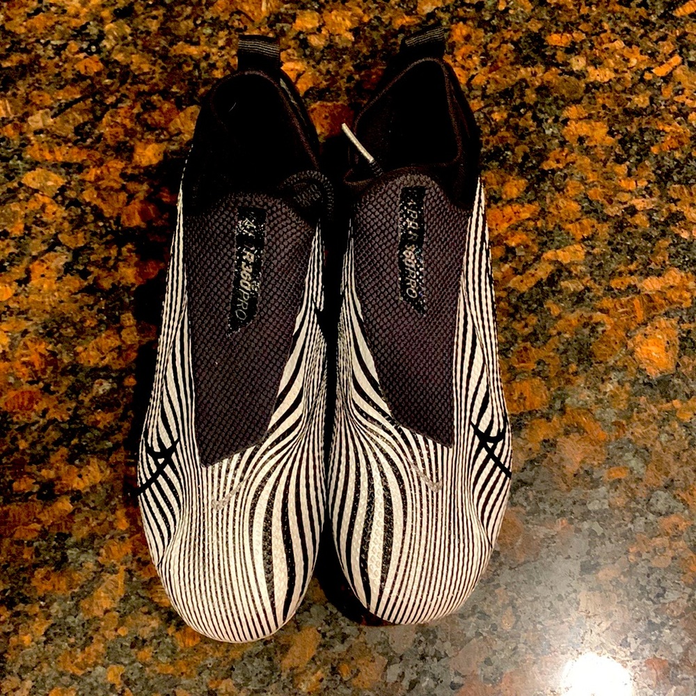 Like New VAPOR cleats